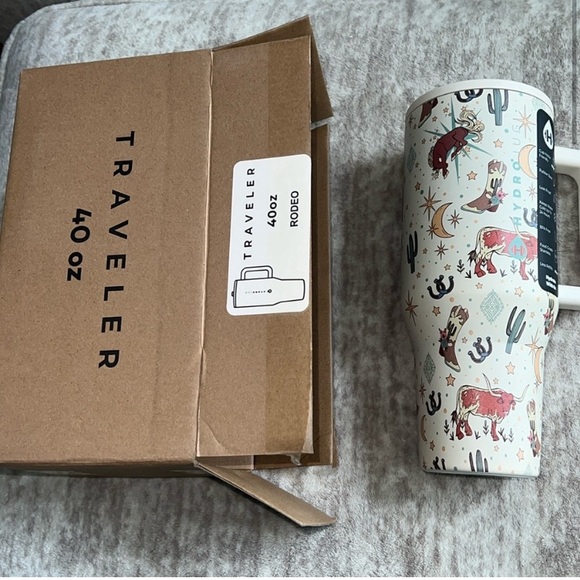 Rodeo Hydrojug 40 oz - Picture 3 of 3